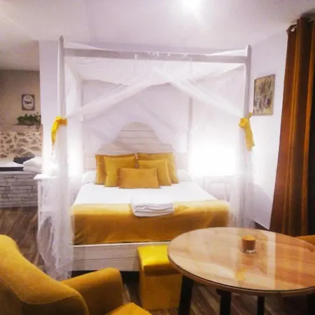 Habitación Ideada Parejas Con Jacuzzi, Desayuno Romántico Y Opción De Cenas En Su Restaurante