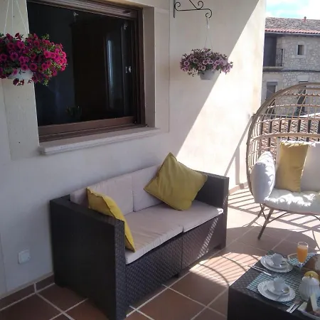 Hotel Rural Ideado Para Parejas Con Opcion De Cena En Su Restaurante * Villamiel