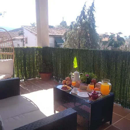 Hotel Rural Ideado Para Parejas Con Opcion De Cena En Su Restaurante Villamiel