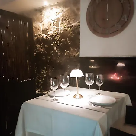 Romantiskt hotell Hotel Rural Ideado Para Parejas Con Opcion De Cena En Su Restaurante Villamiel
