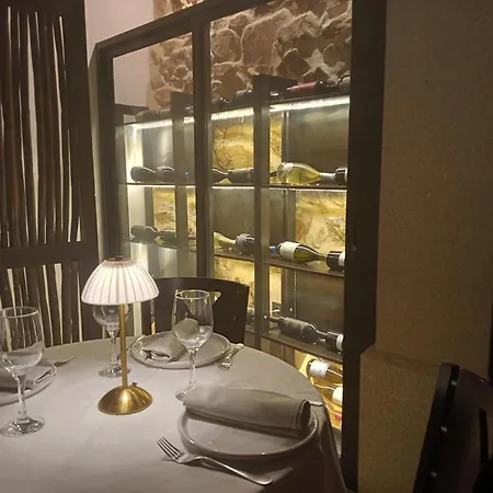 Habitación Ideada Parejas Con Jacuzzi, Desayuno Romántico Y Opción De Cenas En Su Restaurante *