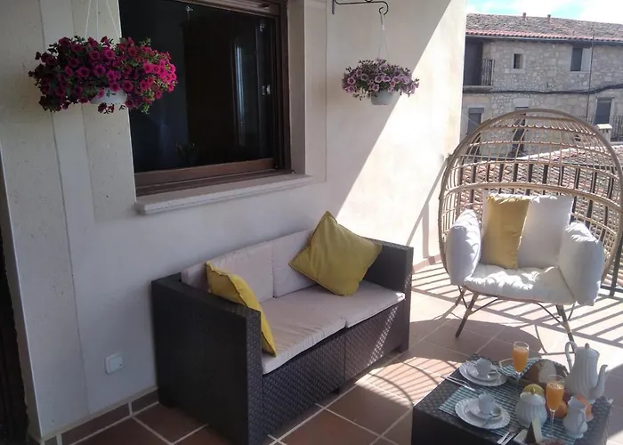 Habitación Ideada Parejas Con Jacuzzi, Desayuno Romántico Y Opción De Cenas En Su Restaurante * Villamiel