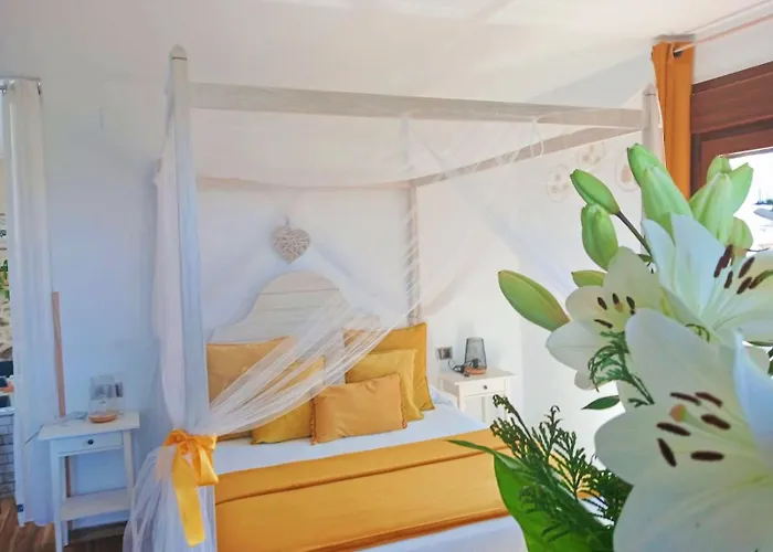 Habitación Ideada Parejas Con Jacuzzi, Desayuno Romántico Y Opción De Cenas En Su Restaurante Villamiel