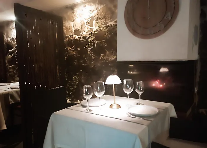 Love hotel Habitación Ideada Parejas Con Jacuzzi, Desayuno Romántico Y Opción De Cenas En Su Restaurante Villamiel