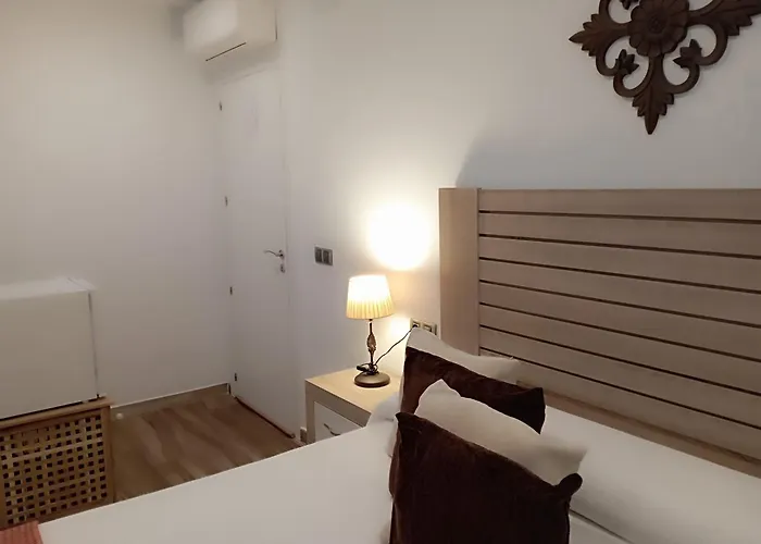 Habitación Ideada Parejas Con Jacuzzi, Desayuno Romántico Y Opción De Cenas En Su Restaurante Villamiel