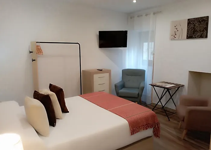 Habitación Ideada Parejas Con Jacuzzi, Desayuno Romántico Y Opción De Cenas En Su Restaurante * Villamiel