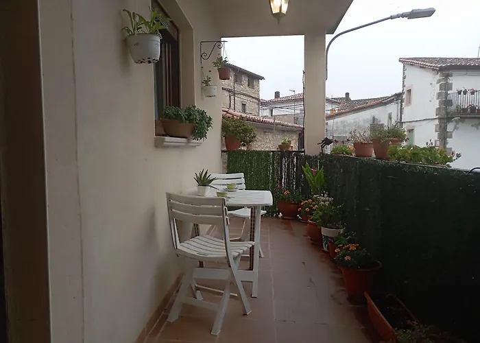 Habitación Ideada Parejas Con Jacuzzi, Desayuno Romántico Y Opción De Cenas En Su Restaurante Villamiel